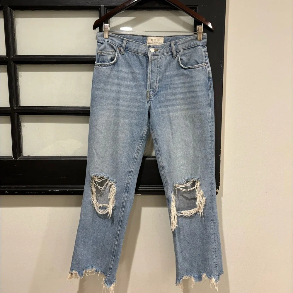 Free People We The Free Maggie Jeans Straight Leg Ripped Raw Hem Size 26